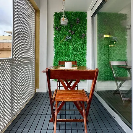 Apartman Mitihouse - Glamorous Getaway In *