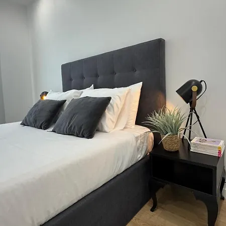 Mitihouse - Glamorous Getaway In Апартаменты